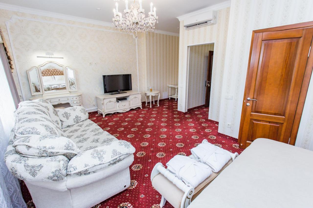 Hotel Grk "Master" Vlasovka Esterno foto